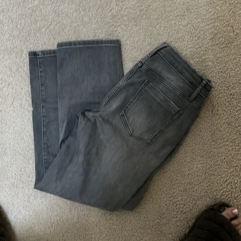 Simply Vera Wang Capris - Picture 3 of 3